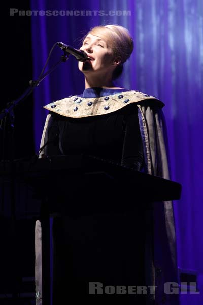 DEAD CAN DANCE - 2013-06-30 - PARIS - Zenith - Lisa Gerrard